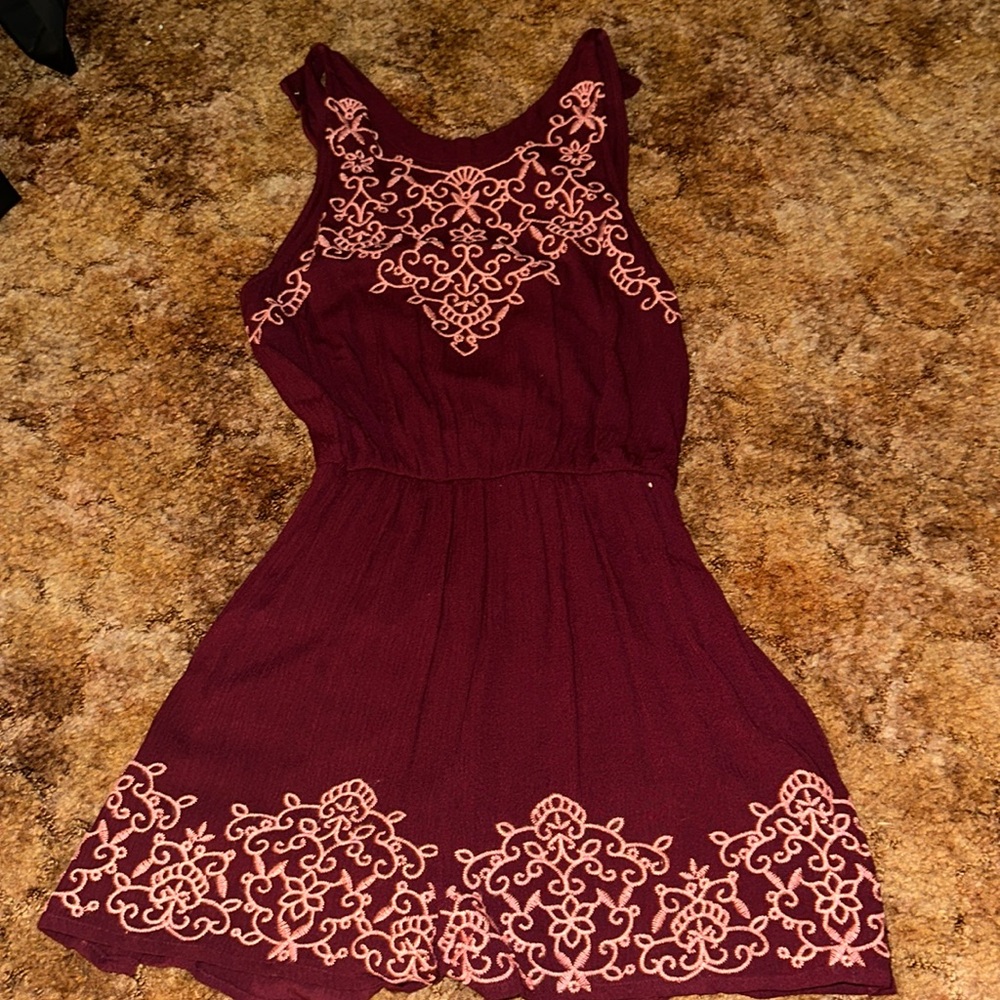 womens medium romper burgundy